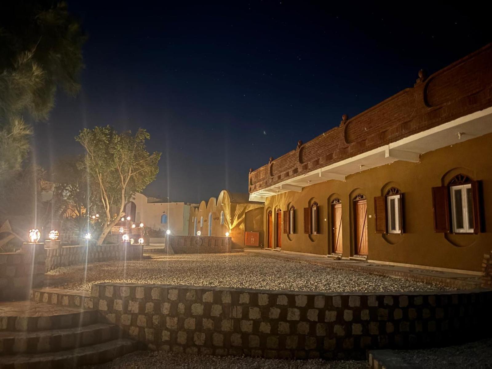 Beir El Gabal Hotel Qasr Dakhl Exterior foto